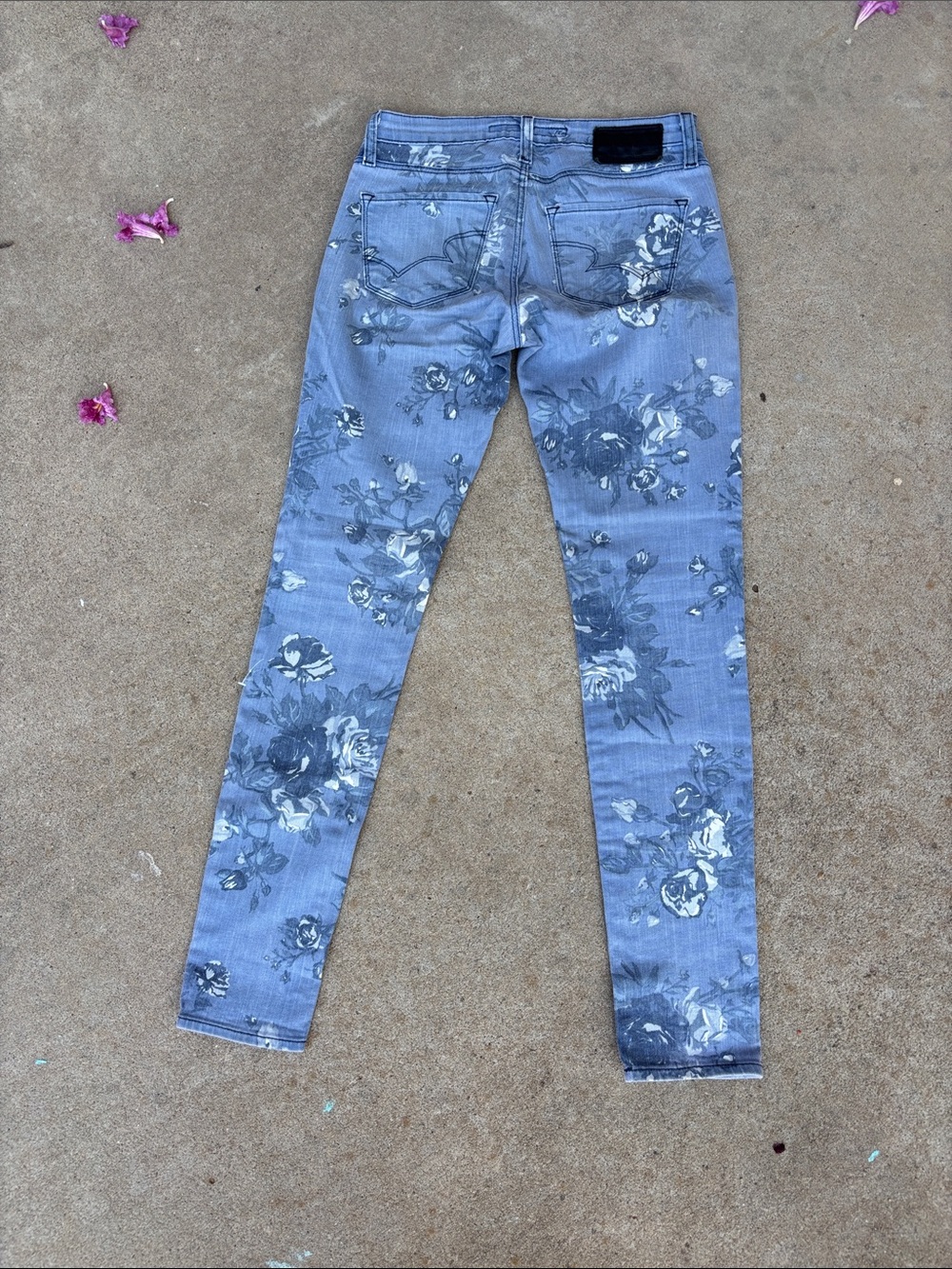 Big Star Midrise Alex skinny jeans! Size 25